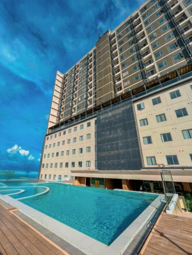 Uma Hotel And Residences Naga  Exteriér fotografie